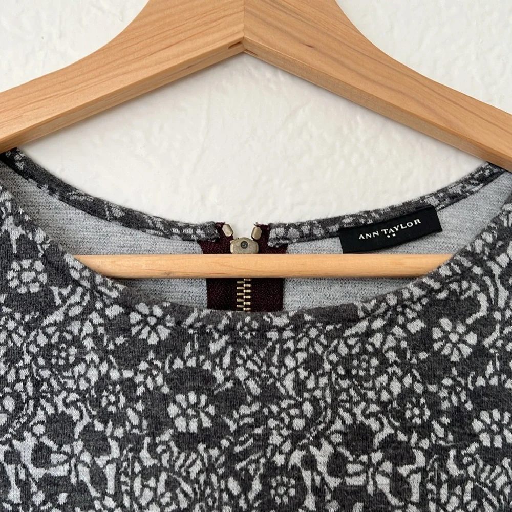 Ann Taylor Black Gray Lace Print Blouse Top, Size S - Picture 3 of 4